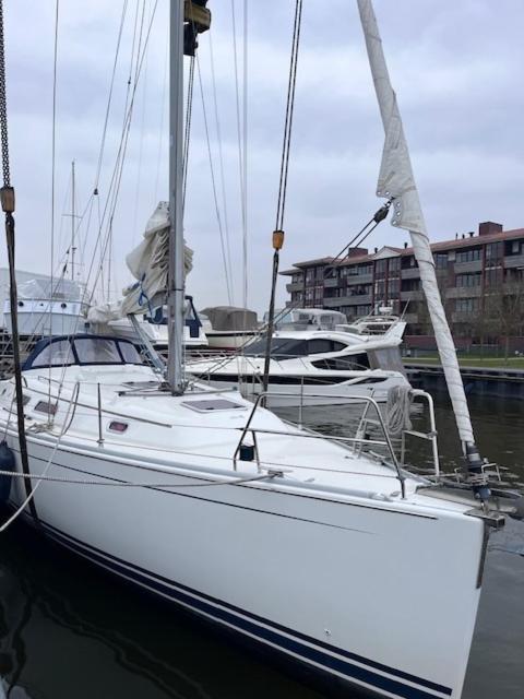 Private At Houseboat Ámsterdam